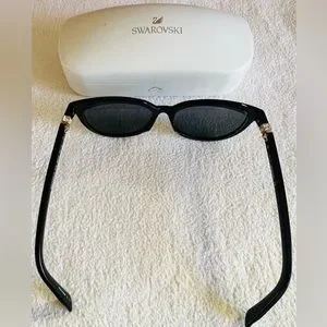 SWAROVSKI Edith SW 77 077 01W Black Sunglasses 56-15-135 prescription attached Swarovski | Accessories | Swarovski Edith Sw 77 77 0w Black  main image 2
